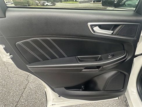 Used 2022 Ford Edge ST w/ Equipment Group 401A image 21