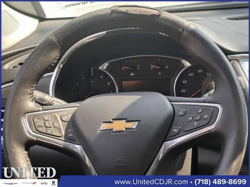 Used 2017 Chevrolet Malibu Premier w/ Premier Sun and Wheel Package image 19