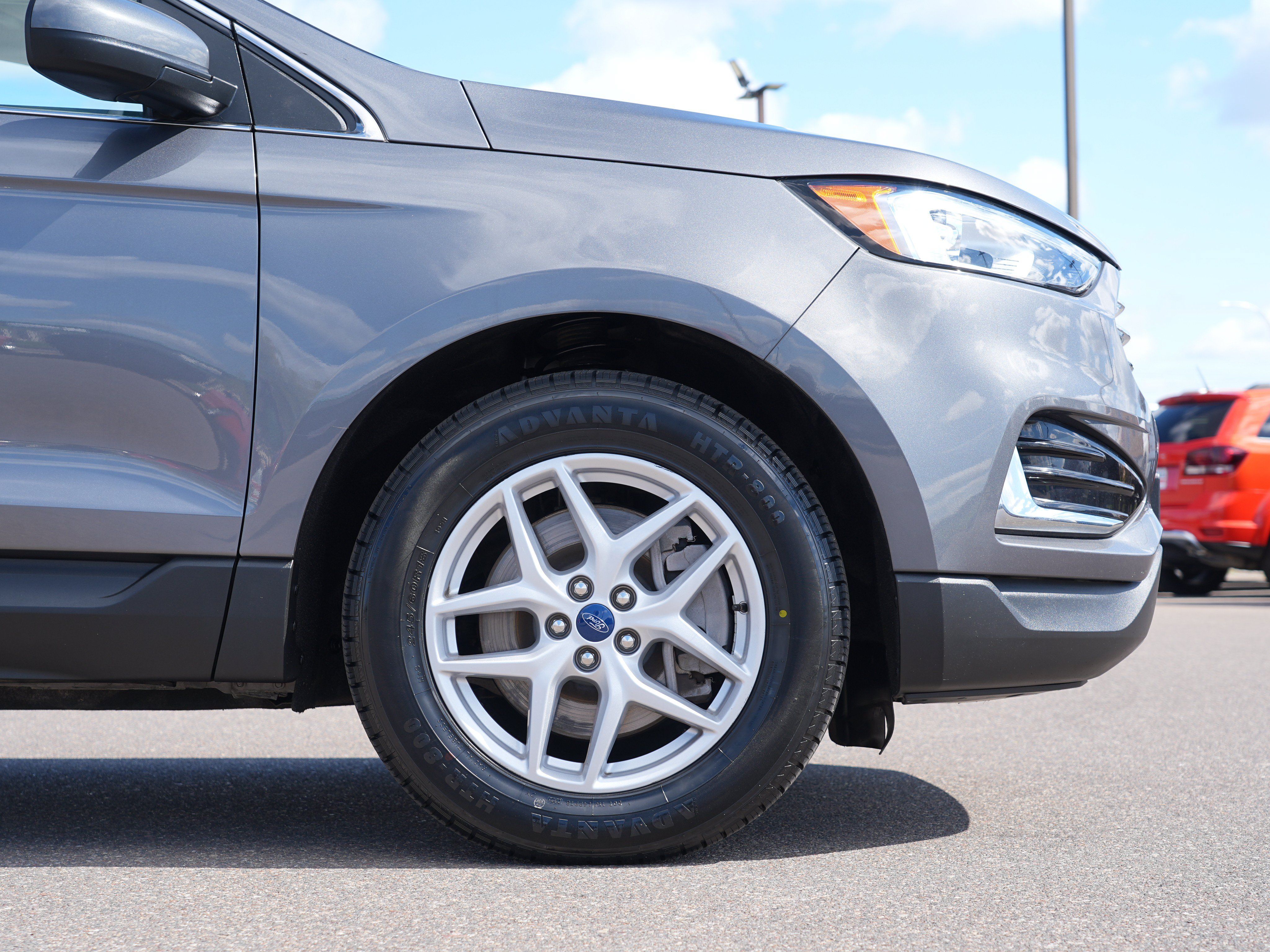 Used 2022 Ford Edge SEL AWD/4WD image 11