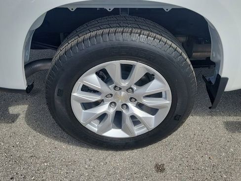 Used 2023 Chevrolet Silverado 1500 Custom RWD image 7