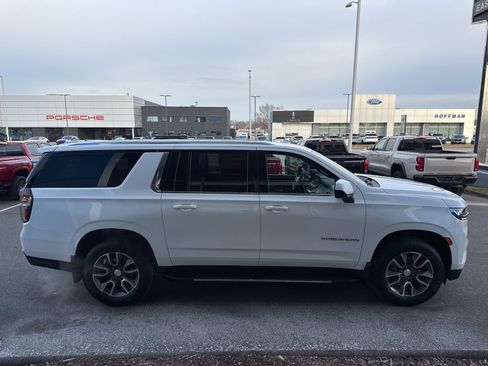 Used 2023 Chevrolet Suburban LS image 5