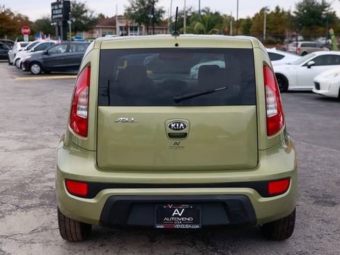 Used 2013 Kia Soul image 11