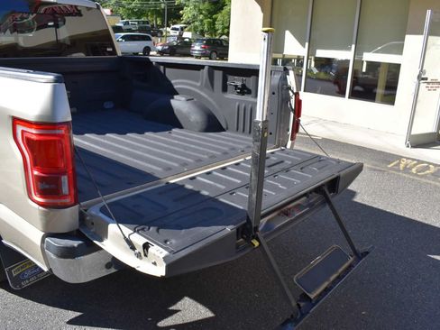 Used 2017 Ford F150 XLT w/ Equipment Group 302A Luxury RWD image 52
