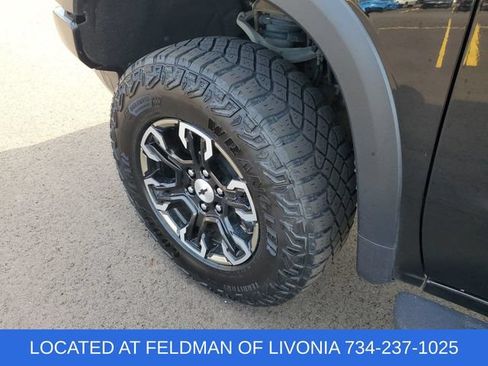 Used 2023 Chevrolet Silverado 1500 ZR2 w/ Technology Package AWD/4WD image 40
