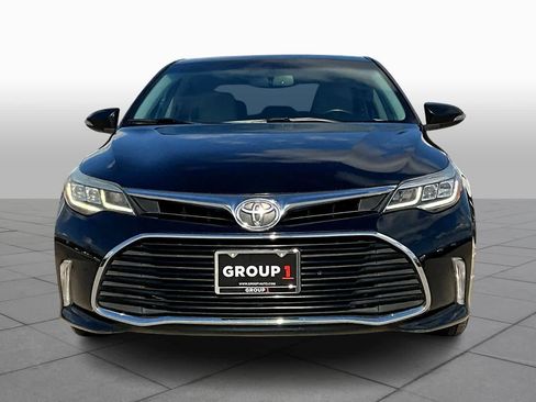 Used 2016 Toyota Avalon Touring image 3