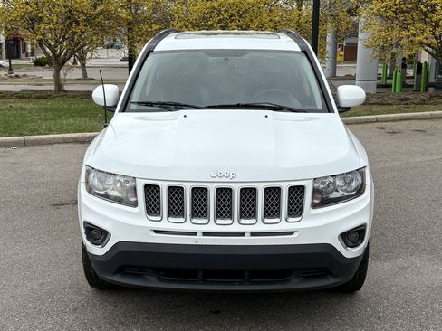 Used 2017 Jeep Compass High Altitude AWD/4WD image 5