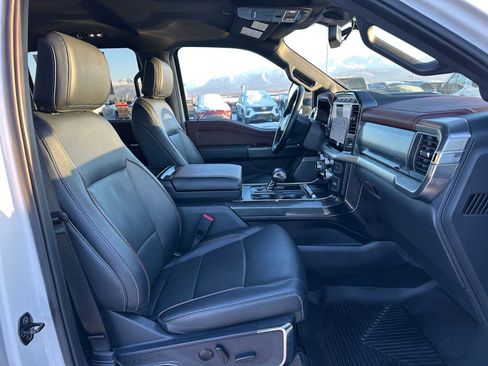 Used 2022 Ford F150 Lariat w/ Max Trailer Tow Package image 10