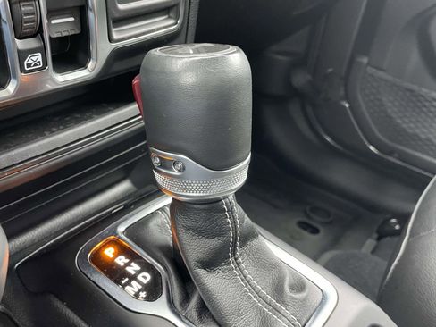 Used 2023 Jeep Wrangler Sahara w/ Cold Weather Group image 32