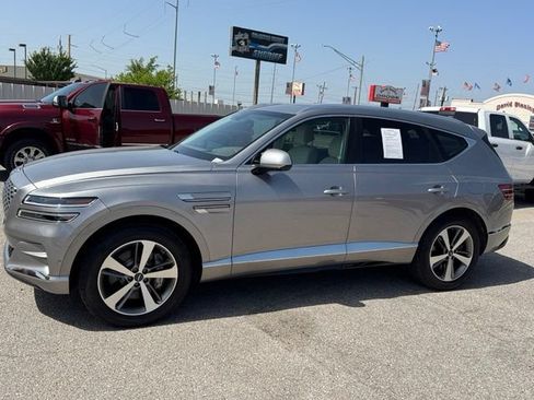 Used 2021 Genesis GV80 3.5T w/ Advanced Package 06 AWD/4WD image 3