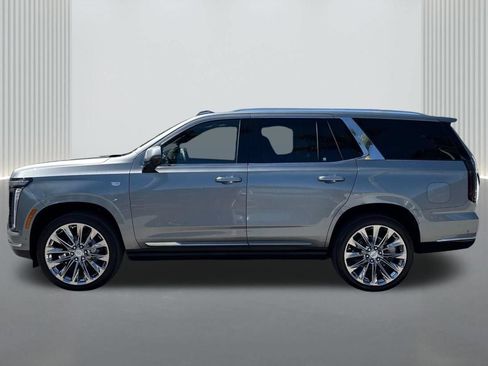 New 2026 Cadillac Escalade Luxury w/ LPO, Radiant Package AWD/4WD image 8