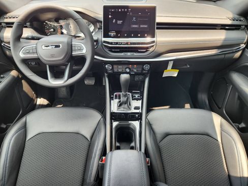 New 2026 Jeep Compass Latitude AWD/4WD image 24