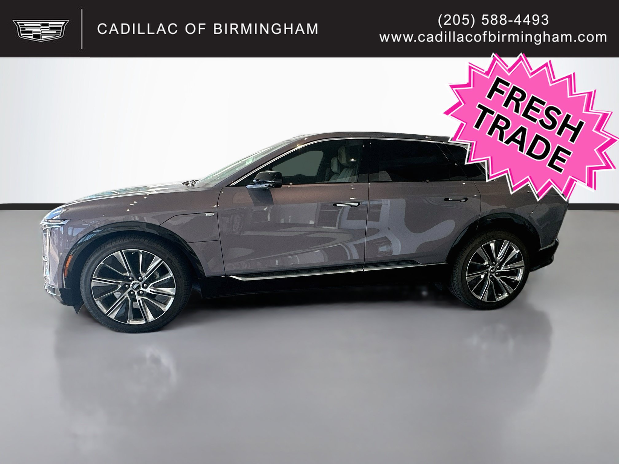 Used 2026 Cadillac Lyriq Signature Luxury w/ Nappa Leather Package AWD/4WD image 8