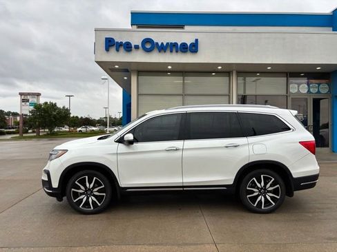 Used 2021 Honda Pilot Touring image 8