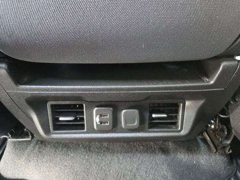 Used 2021 GMC Sierra 1500 SLE w/ X31 Off-Road Package image 15