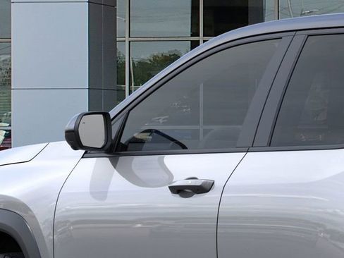 New 2026 Chevrolet Equinox LT w/ Convenience Package II image 12