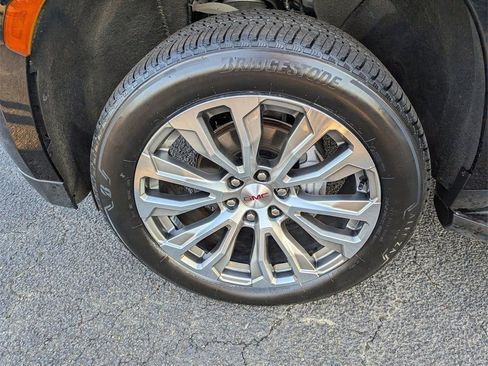 Used 2023 GMC Yukon Denali w/ LPO, Floor Liner Package image 29