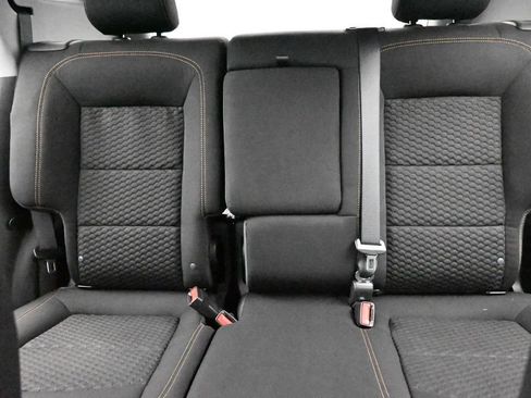 Used 2021 GMC Terrain SLE w/ Driver Convenience Package AWD/4WD image 18