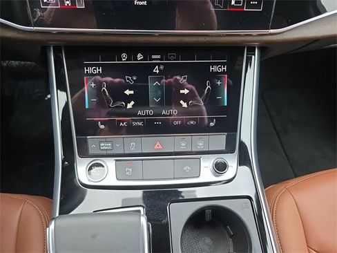 Used 2025 Audi Q7 3.0T Premium w/ Convenience Package image 28