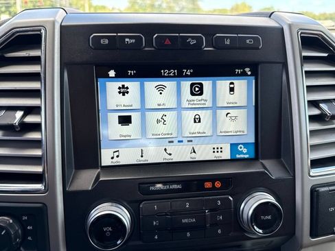 Used 2018 Ford F350 King Ranch w/ King Ranch Ultimate Package AWD/4WD image 39