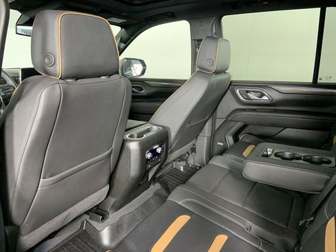 Used 2024 GMC Yukon AT4 w/ Technology Package image 34