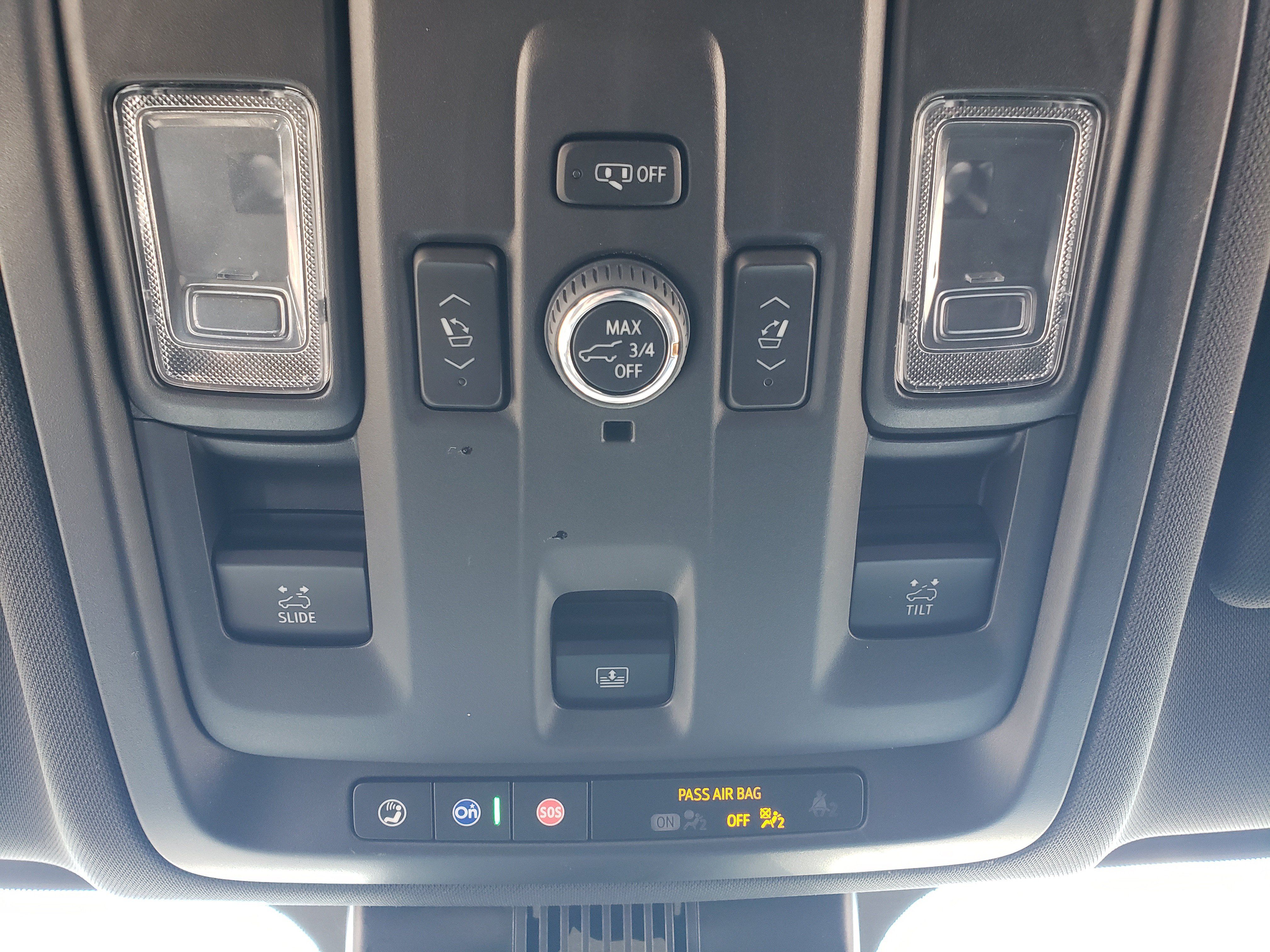 Used 2025 Chevrolet Tahoe Z71 w/ Comfort Package AWD/4WD image 24