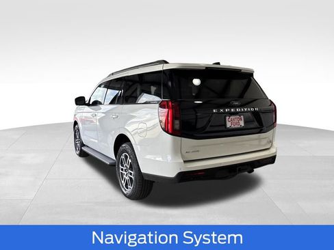 New 2026 Ford Expedition Active RWD image 3