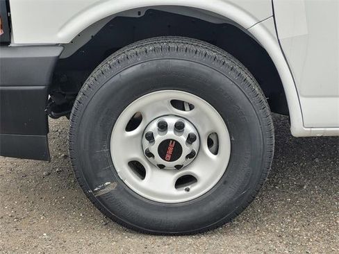 New 2025 GMC Savana 2500 w/ Driver Convenience Package image 10