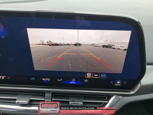 New 2026 Chevrolet Equinox EV LT image 23