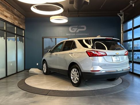 Used 2021 Chevrolet Equinox LT AWD/4WD image 5