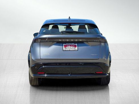 Used 2023 Nissan Ariya FWD image 6