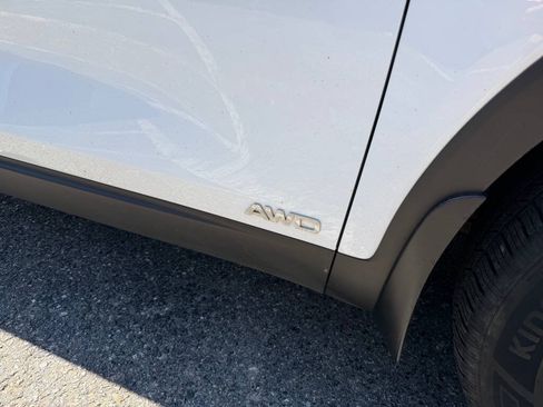 Used 2019 Kia Sorento AWD image 65