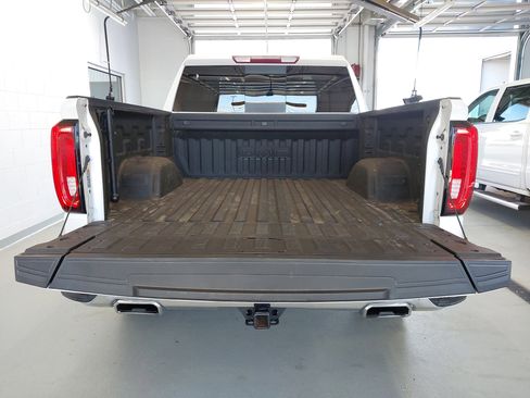 Used 2024 GMC Sierra 1500 SLT w/ SLT Premium Plus Package AWD/4WD image 27
