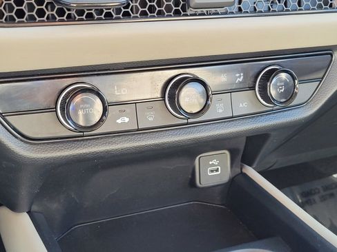 Certified 2024 Honda HR-V LX image 25