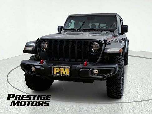 Used 2021 Jeep Gladiator Rubicon w/ Uconnect 4C Nav & Sound Group AWD/4WD image 2