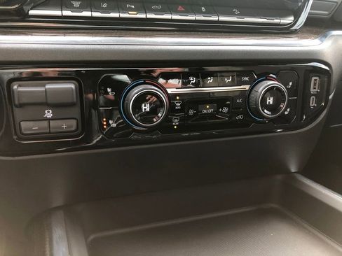 Used 2025 Chevrolet Silverado 3500 LT w/ All Star Edition image 23