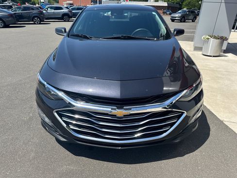 Used 2023 Chevrolet Malibu LT FWD image 3