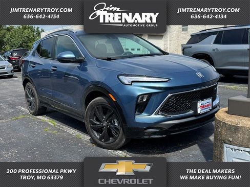 Used 2026 Buick Encore GX Sport Touring w/ Comfort Package FWD image 1