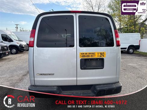 Used 2020 Chevrolet Express 3500 LS image 5