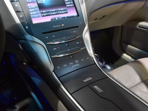 Used 2016 Lincoln MKZ AWD w/ Equipment Group 300A Reserve image 34