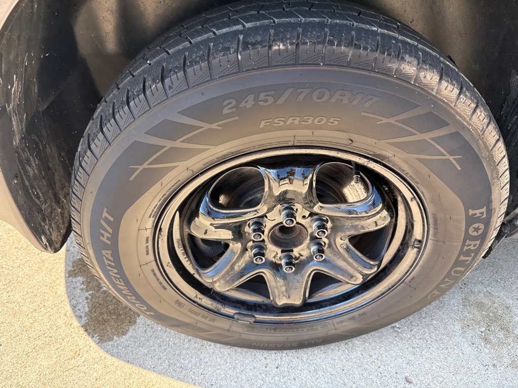 Used 2016 Chevrolet Traverse LS FWD image 17