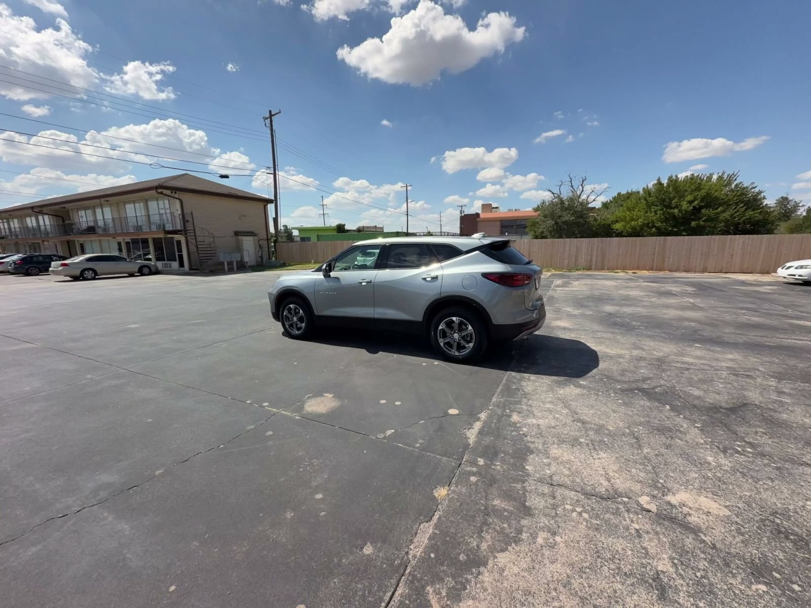 Used 2025 Chevrolet Blazer LT FWD image 9