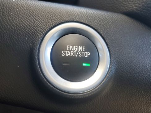 Used 2023 GMC Terrain SLE w/ Driver Convenience Package image 26