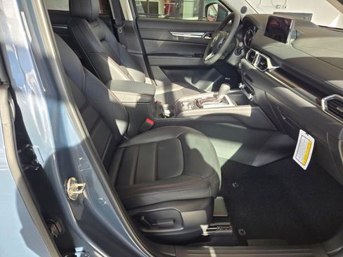 New 2025 MAZDA CX-5 Carbon Edition image 3