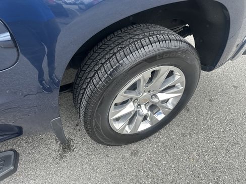 Used 2022 Chevrolet Silverado 1500 LTZ image 22