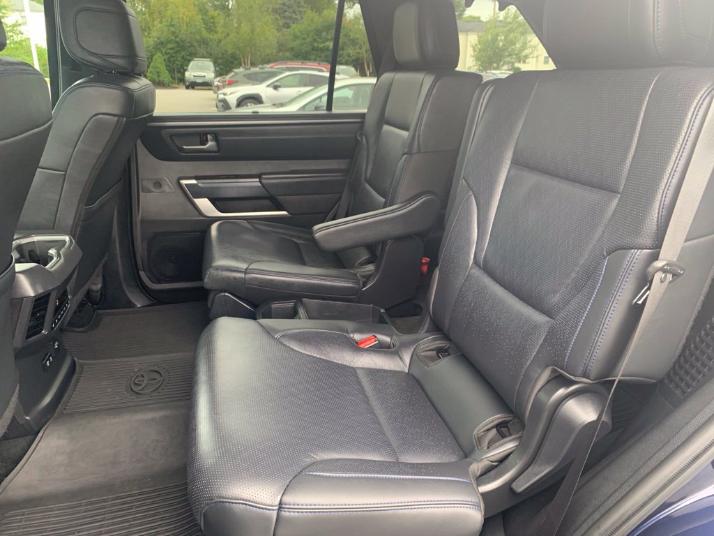 Used 2024 Toyota Sequoia Platinum AWD/4WD image 19