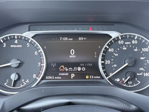 Used 2025 Nissan Pathfinder S FWD image 69