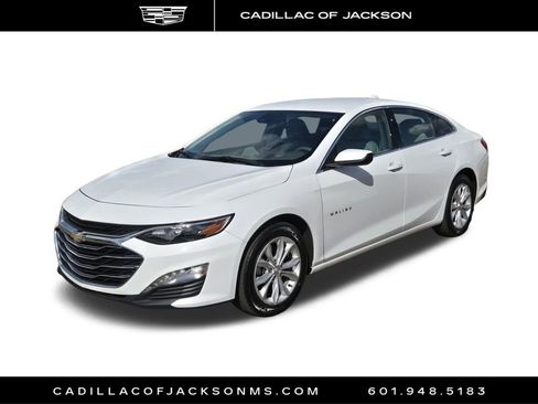 Used 2025 Chevrolet Malibu LT image 2