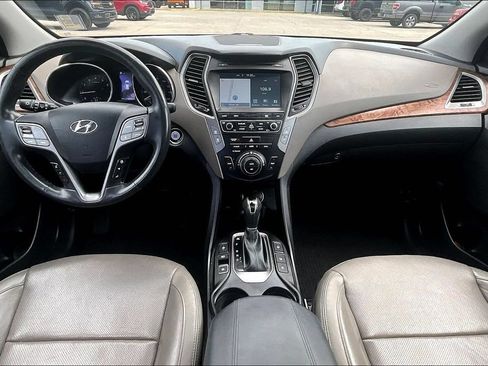Used 2018 Hyundai Santa Fe Sport w/ 2.0T Ultimate Tech Package 05 AWD/4WD image 15