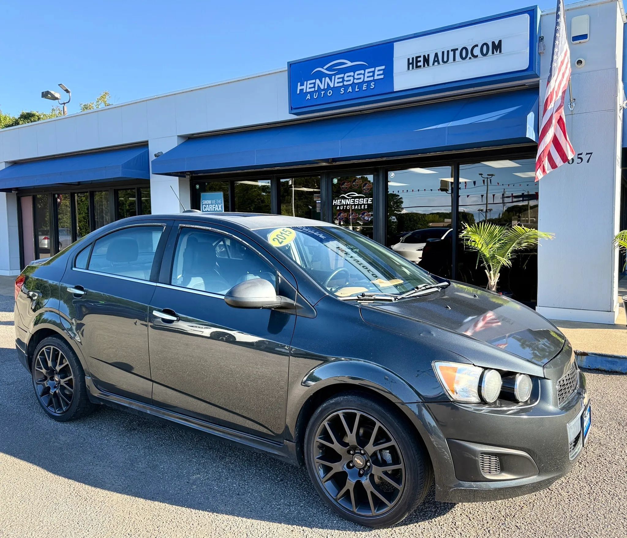 Used 2015 Chevrolet Sonic LTZ w/ Dusk Package FWD image 15