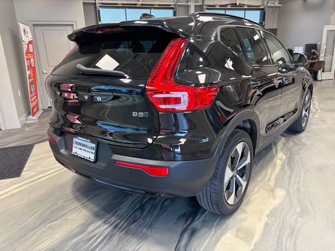 Used 2023 Volvo XC40 B5 Plus w/ Driver Assist Package AWD/4WD image 35